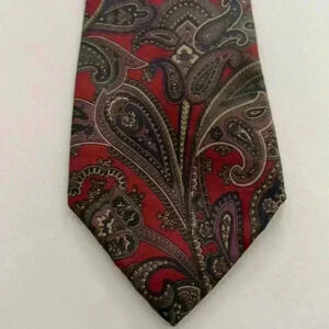 Jsaco tie‎